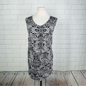 10/$25🦋 Catherine's Black & White Geometric Print Layered Scoop Neck Tank - 1X
